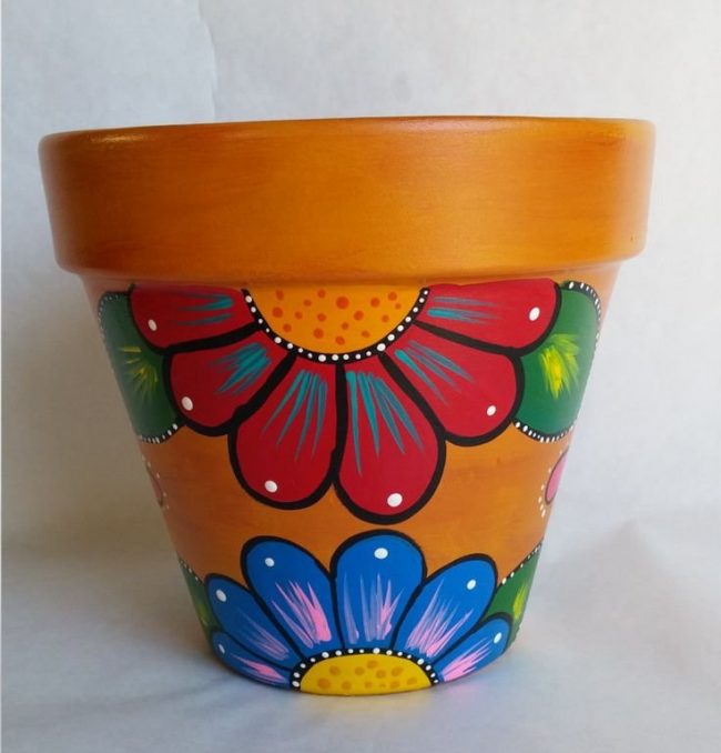 Mini maceta con diseño de flores
