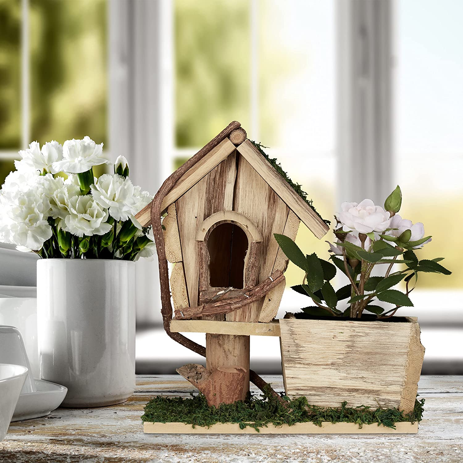 Macetero de madera con casa para pájaros